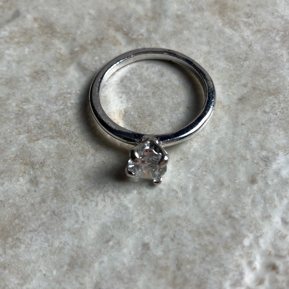Faux Diamond Silver Tone Fashion Ring Size 7.75